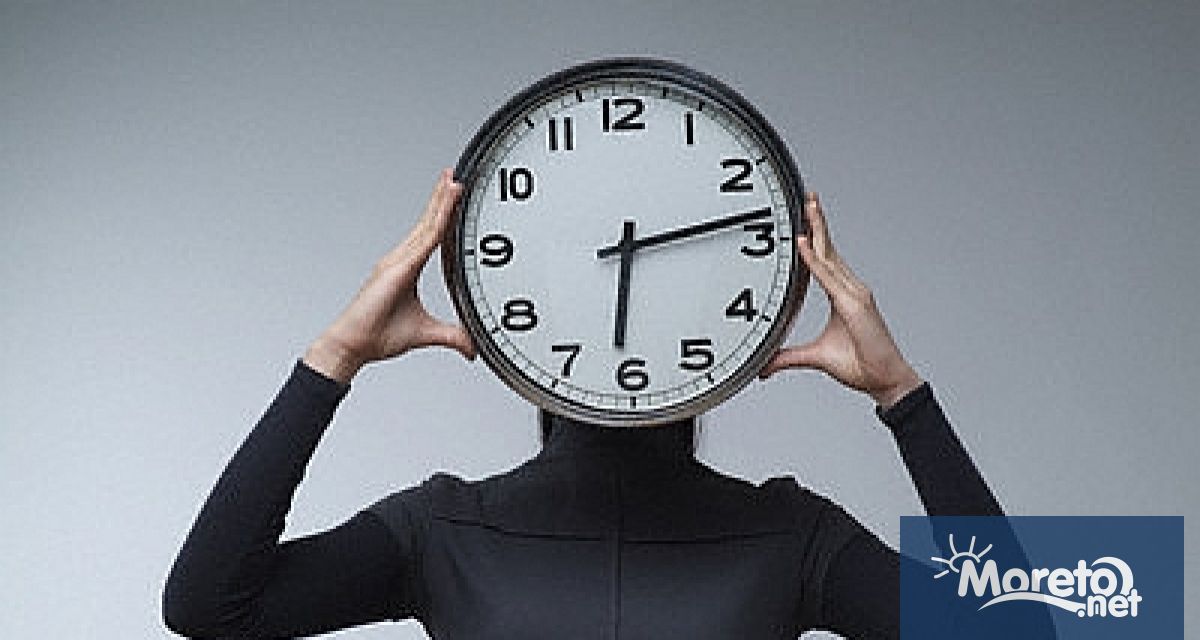 Тази нощ в 3 00 часа в България и в още