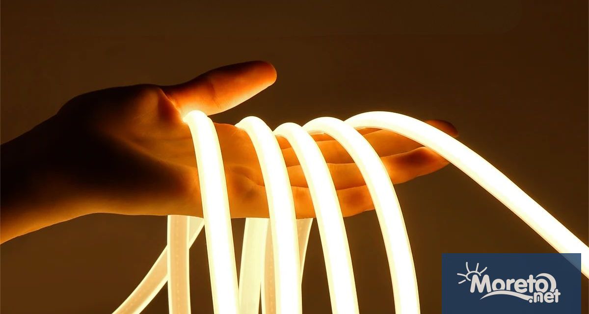 В света на съвременното осветление LED лентите на 220V се