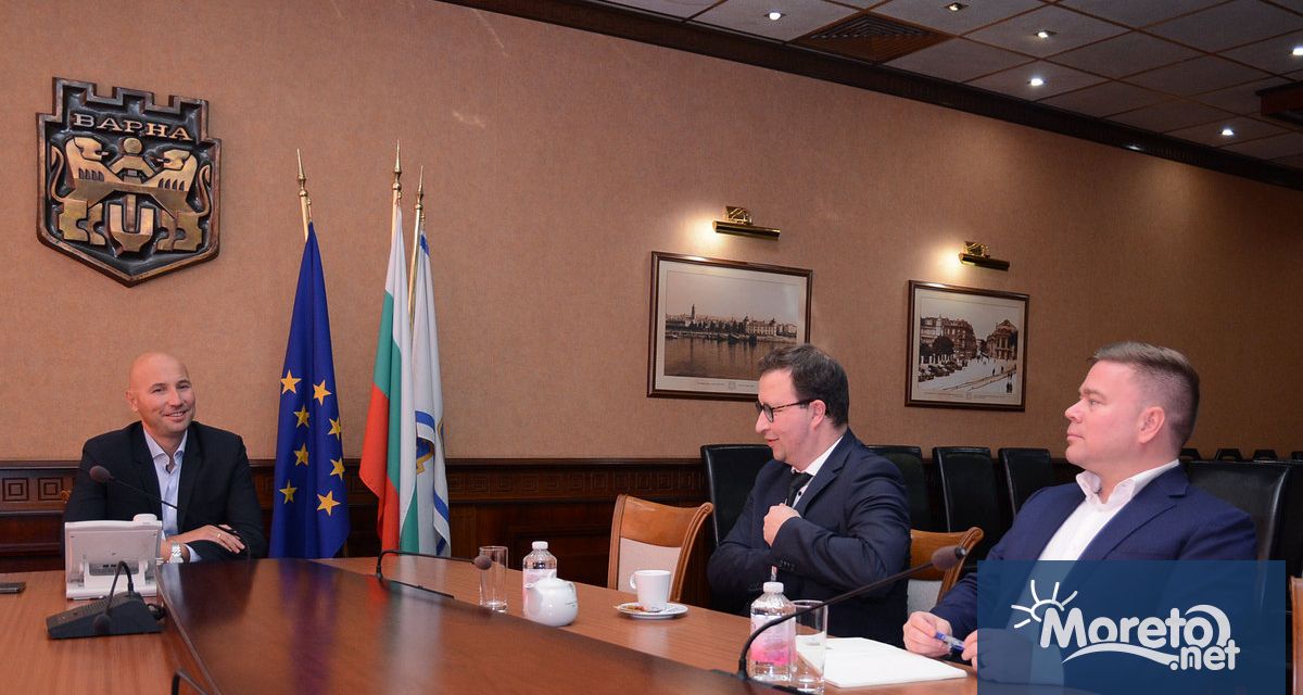 Заместник кметът Диан Иванов който отговаря за инвестиционните проекти на Община