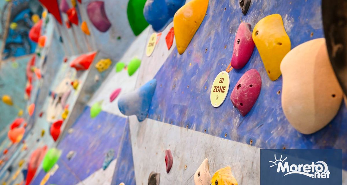 Днес и утре в залата за спортно катерене в бившия