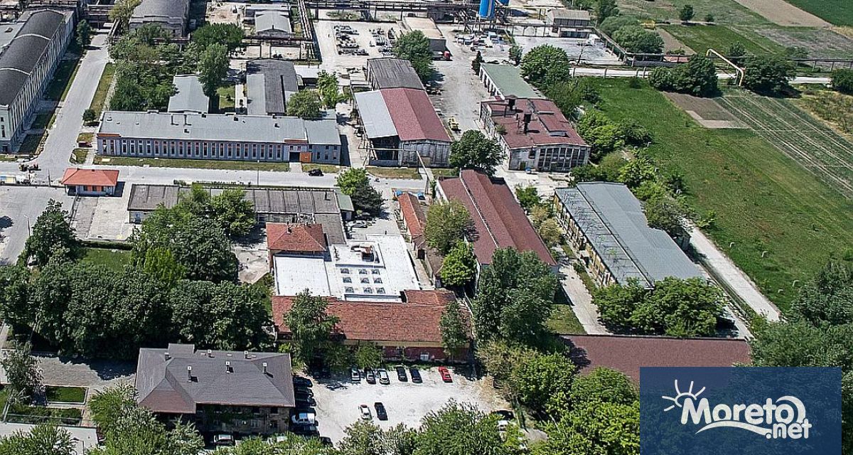 Заводът за производство на хартия в Стамболийски който е най големият