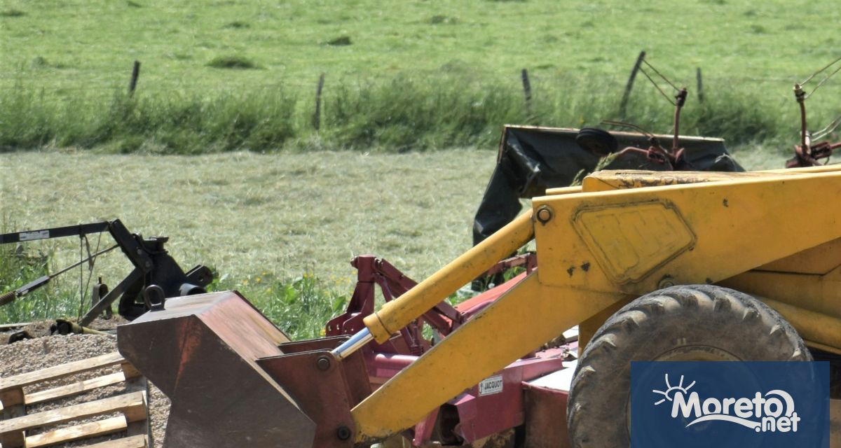 Работник загина на едно от пристанищата в Бургас 62 годишният мъж