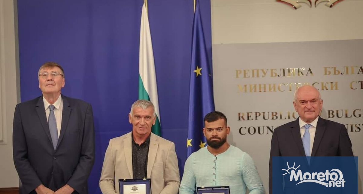 Министър председателят Димитър Главчев проведе разговор с министъра на младежта и