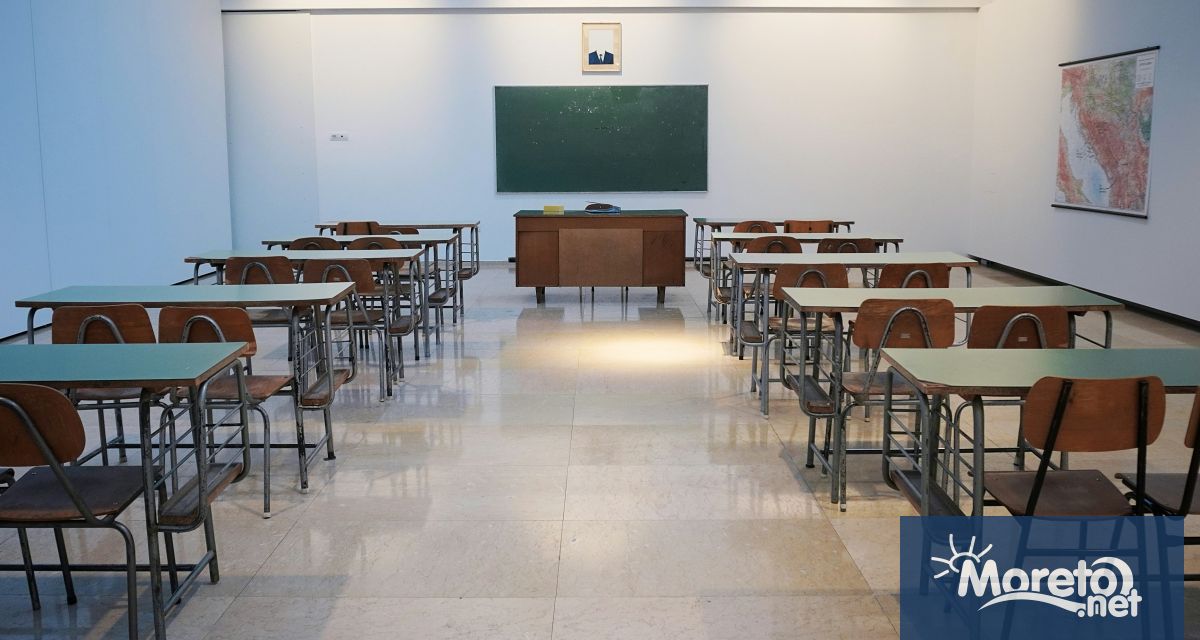 След близо две седмици от днес учениците във Варна и