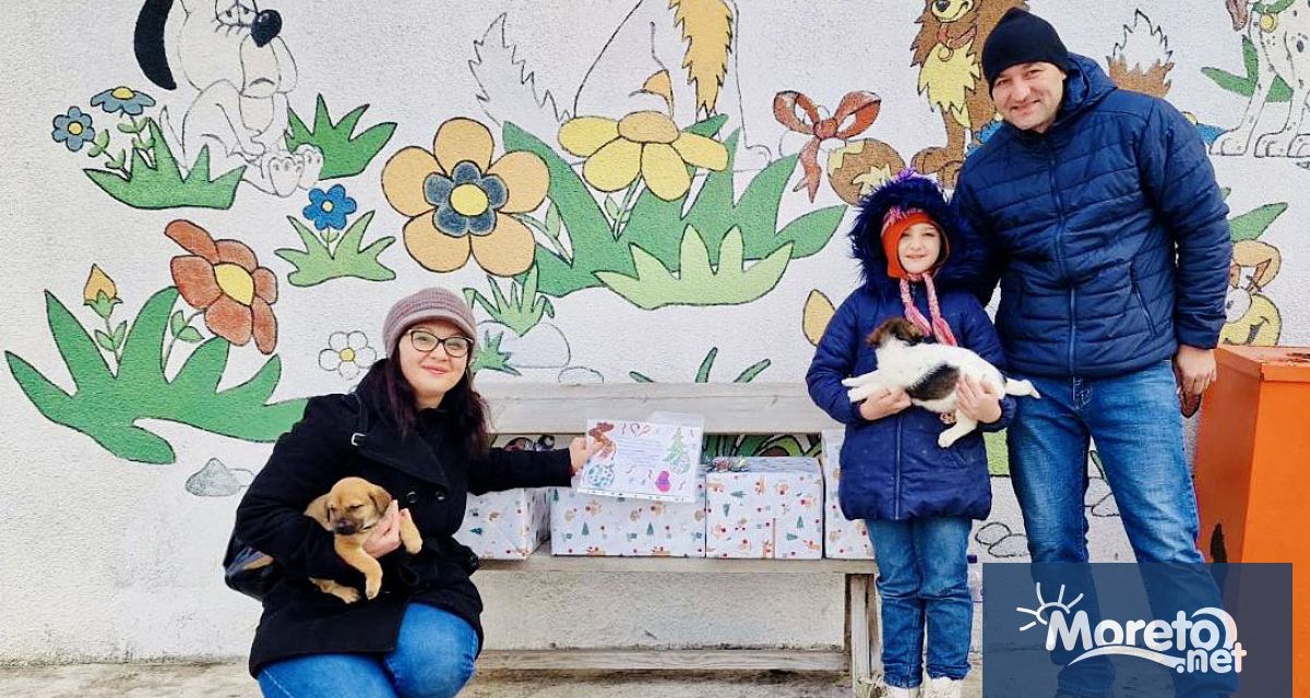 Второкласници от варненското СУ Найден Геров дариха няколко кашона консервирана