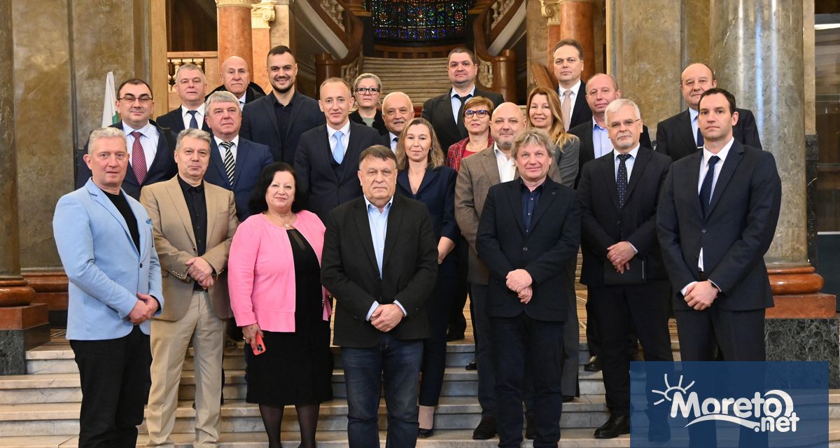 Модернизация на системата по високи изисквания към студентите привличане на повече