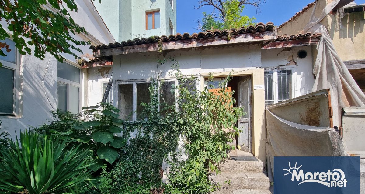 Вече има сключен договор за ремонт на прилежаща сграда към