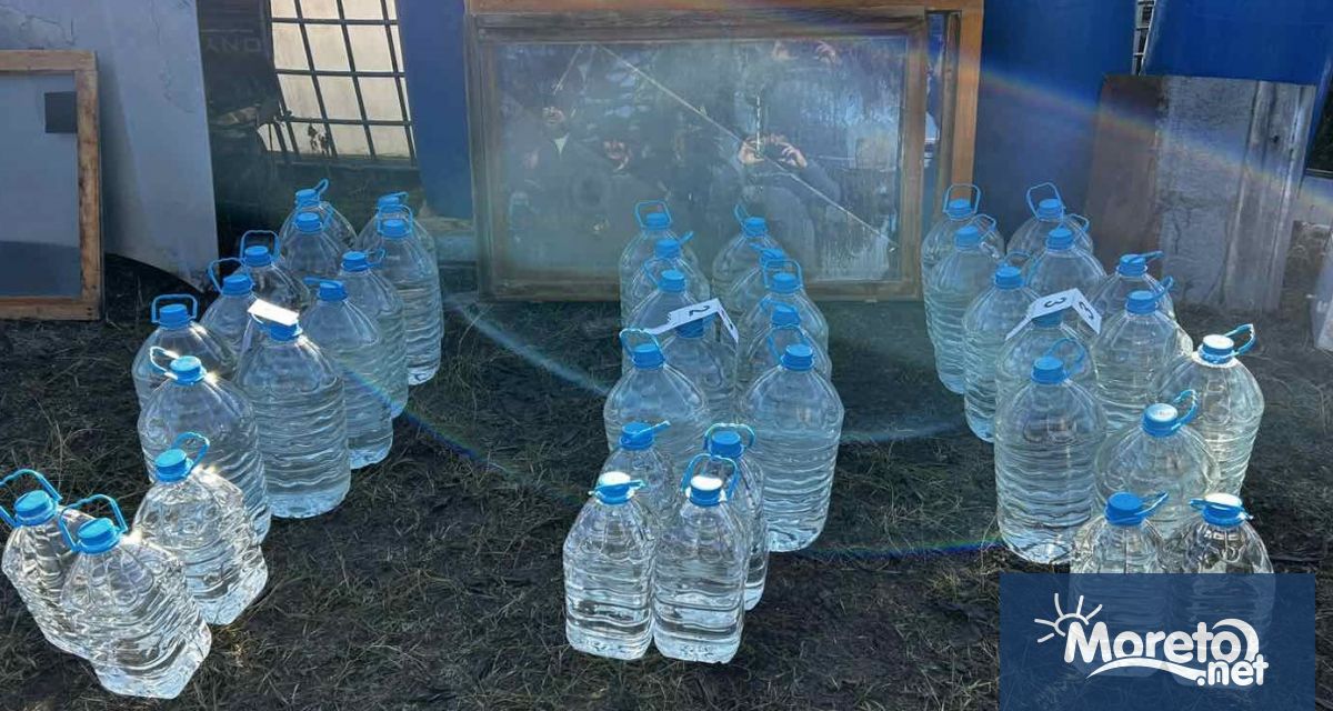 500 литра ракия без акцизен бандерол са иззети от служители