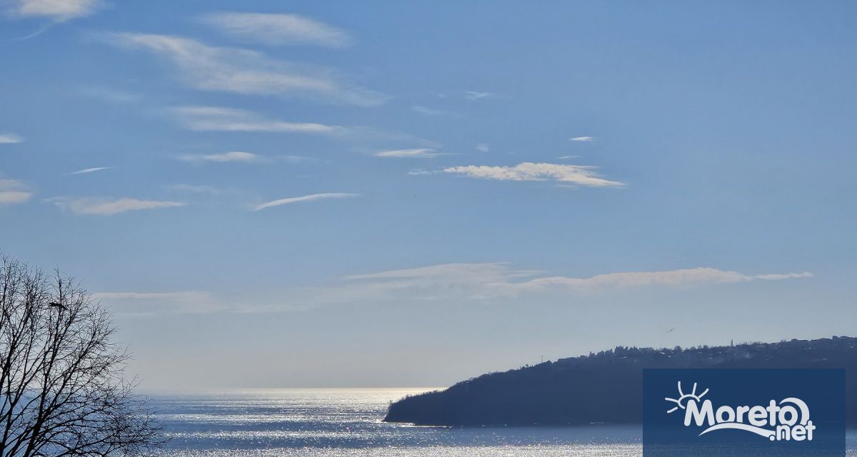 Слънцето във Варна изгрява в 7 26 часа и залязва в