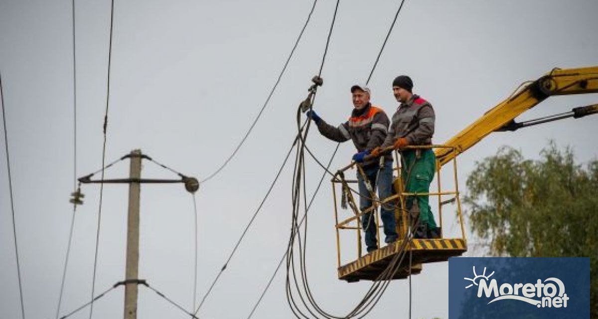 Към 12 00 часа днес общо 13 селища са без ток