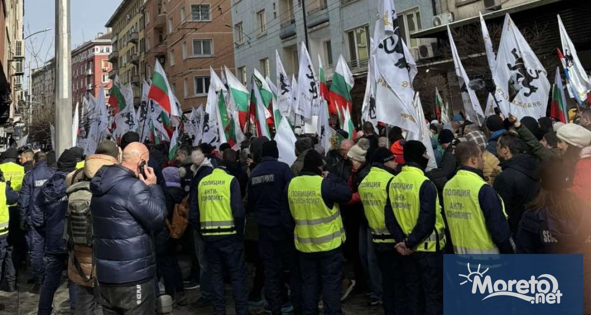 Министърът на вътрешните работи Даниел Митов разпореди предприемането на спешни