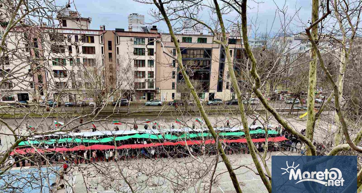 За поредна година учениците и учителите на Гимназията за чужди