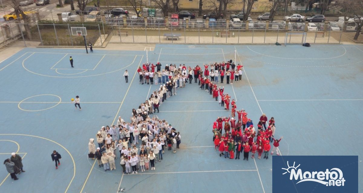 По нестандартен начин учениците от Основно училище Свети свети Кирил