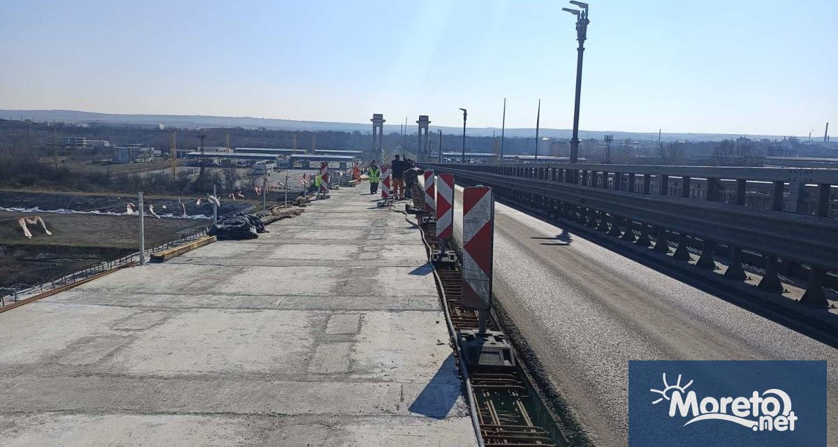 По график продължава основният ремонт на Дунав мост при Русе