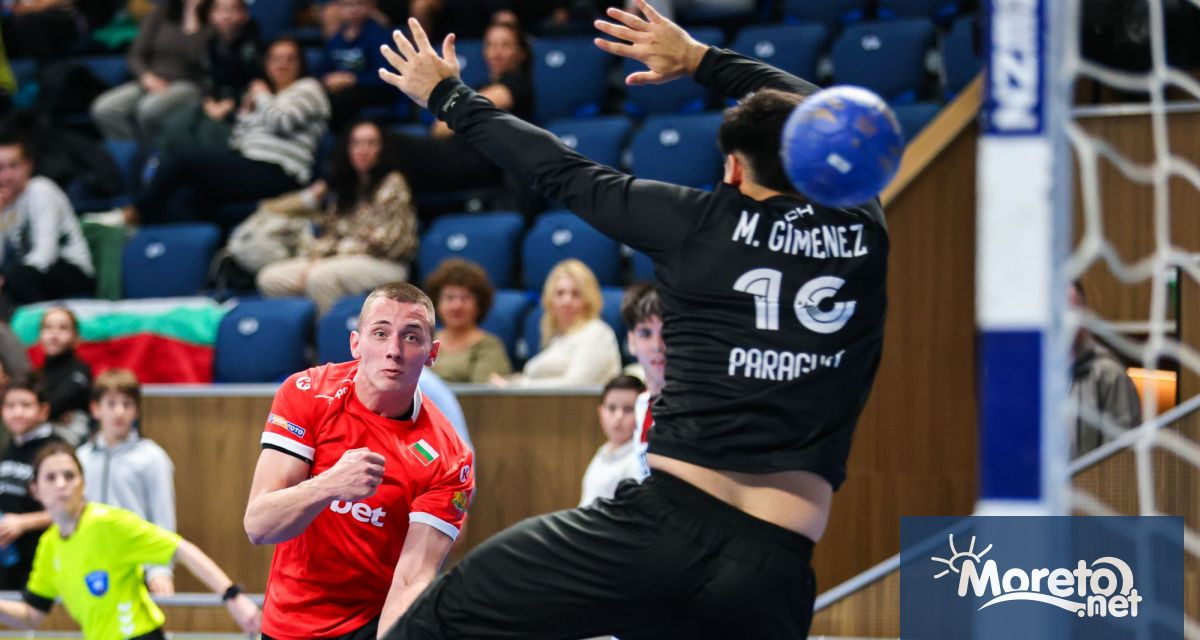 България разби Парагвай в първия си мач от Световната купа