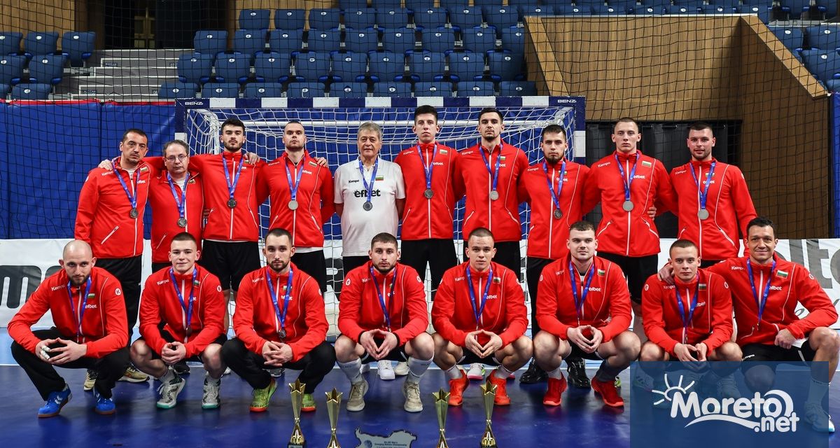 Мъжкият ни национален отбор по хандбал спечели сребърните медали на