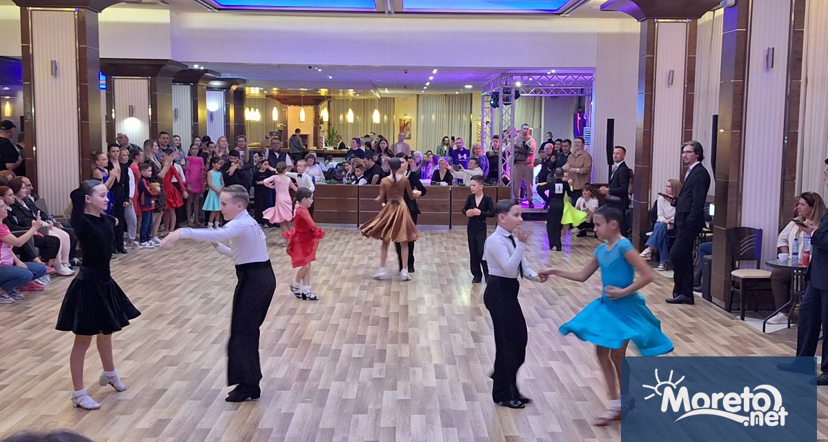 Над 250 състезатели по спортни танци се включиха в поредното