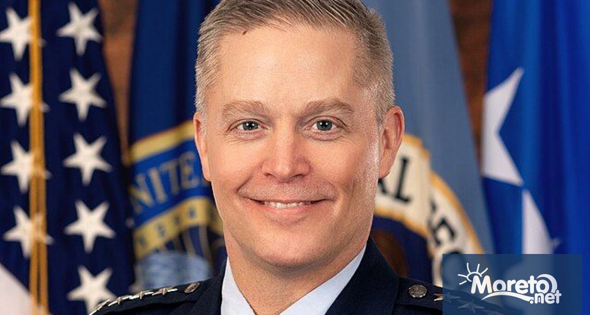 Администрацията на Доналд Тръмп е уволнила генерал Тимъти Хоу –