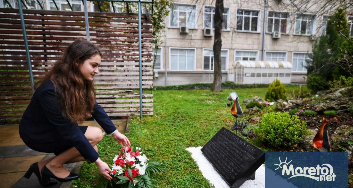 МУ Варна откри първия в страната мемориал в почит на дарителството