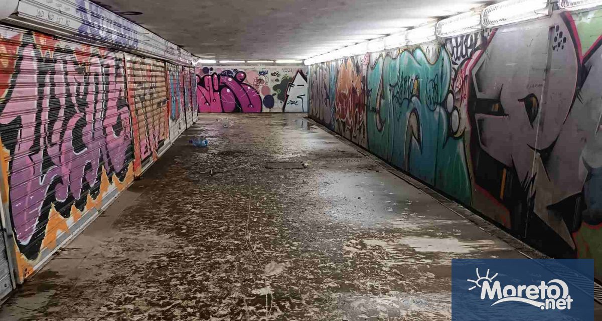 Пешеходният подлез на кръстовището на бул Владислав Варненчик с ул Георги