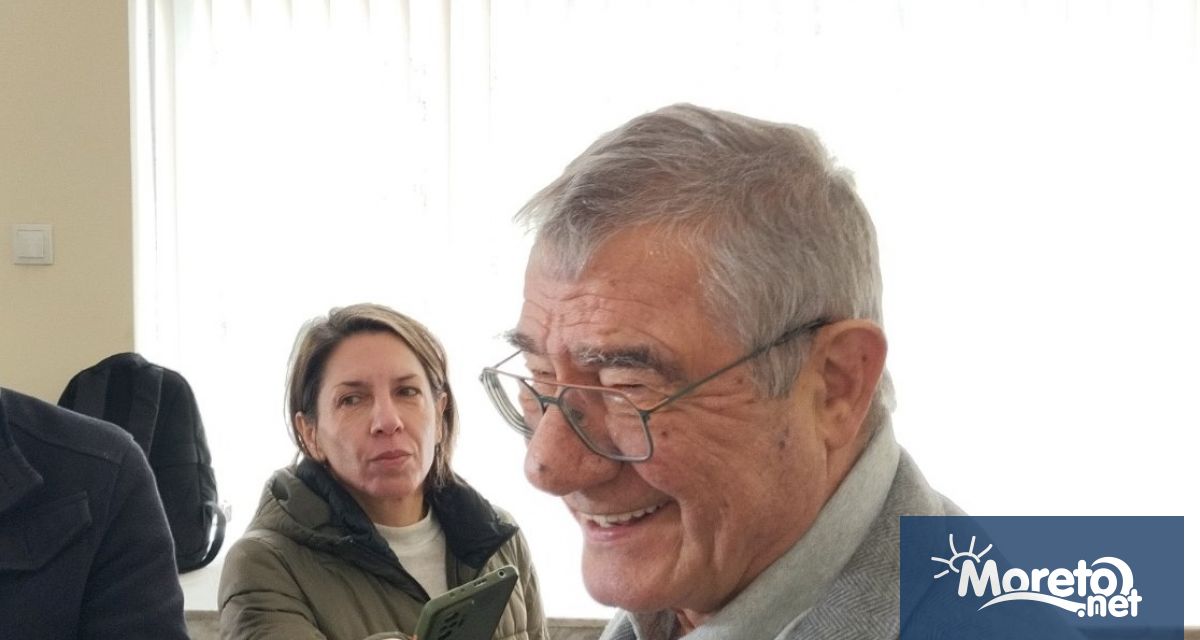 Завършващата 33 та Антарктическа експедиция на българските полярници е една от