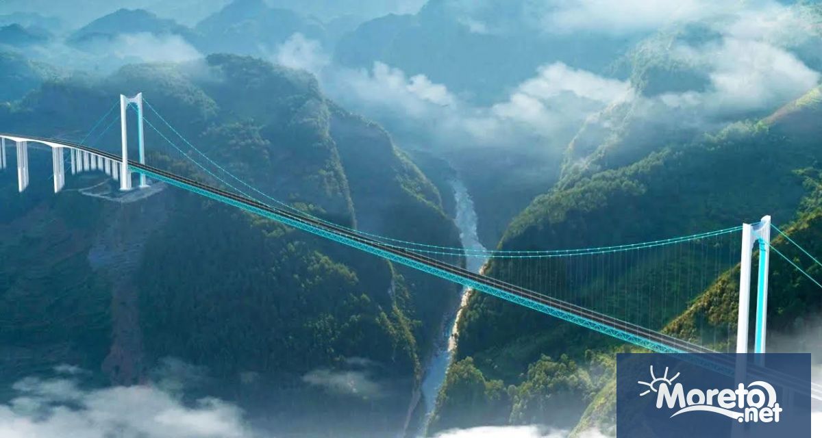 Китай се готви да открие най високия мост в света през