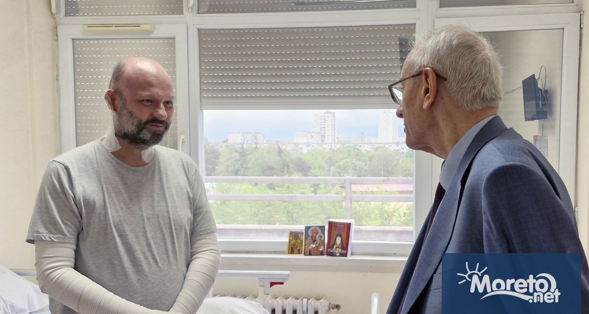 Министърът на здравеопазването доц Силви Кирилов посети пловдивската болница Свети