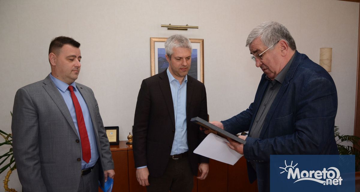 Днес следобед кметът Благомир Коцев и заместник кметът с ресор