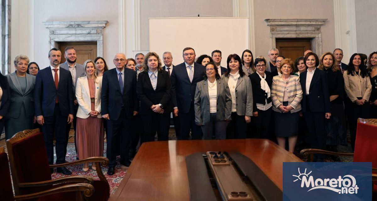 Ваксините и имунизацията са неизменна част от дейността на Министерството