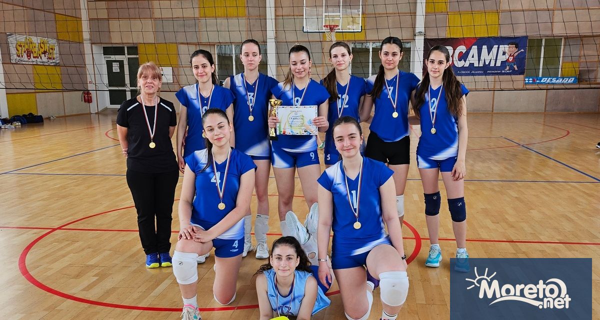 Завърши надпреварата по волейбол за девойки VIII X клас от тазгодишното