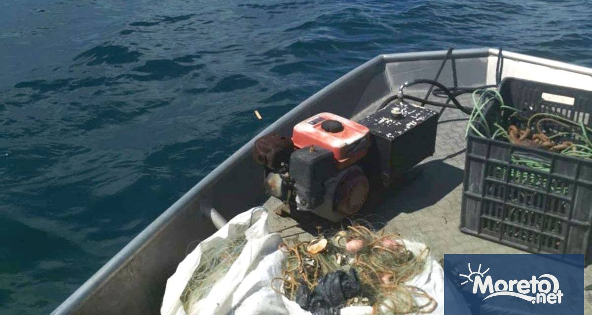 Инспектори на Изпълнителната агенция по рибарство и аквакултури ИАРА –