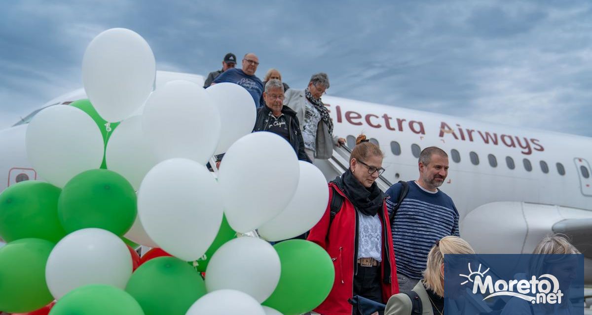 На 16 май 2025 г бяха тържествено посрещнати първите полети