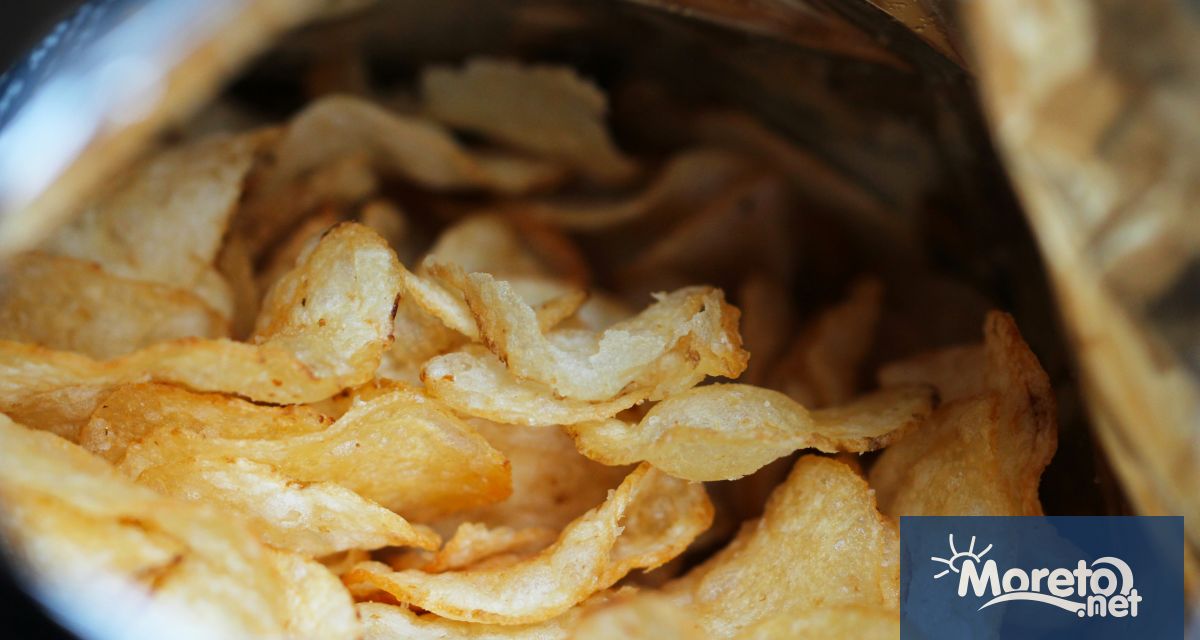 Докато европейски държави ограничават агресивната реклама на нездравословни храни и