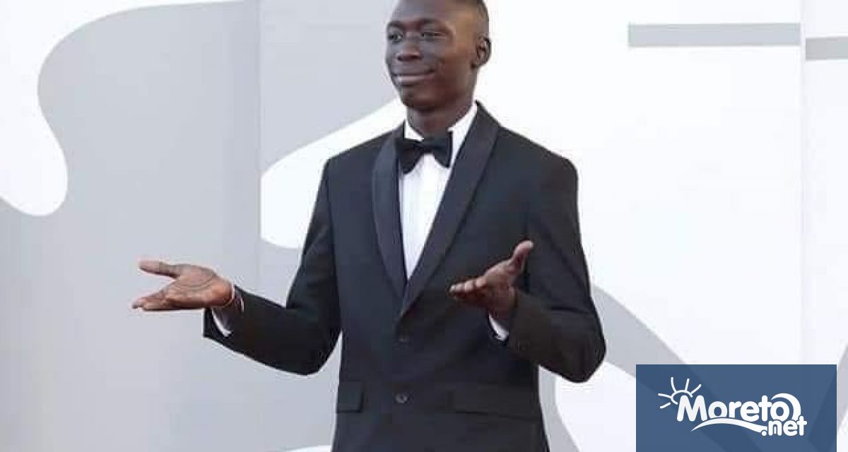 Каби Ламе най популярната личност в TikTok в света напусна САЩ