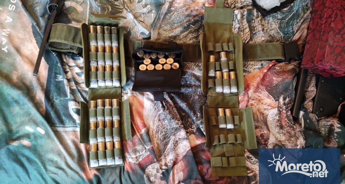 Голямо количество незаконно оръжие и боеприпаси бяха открити при специализирана