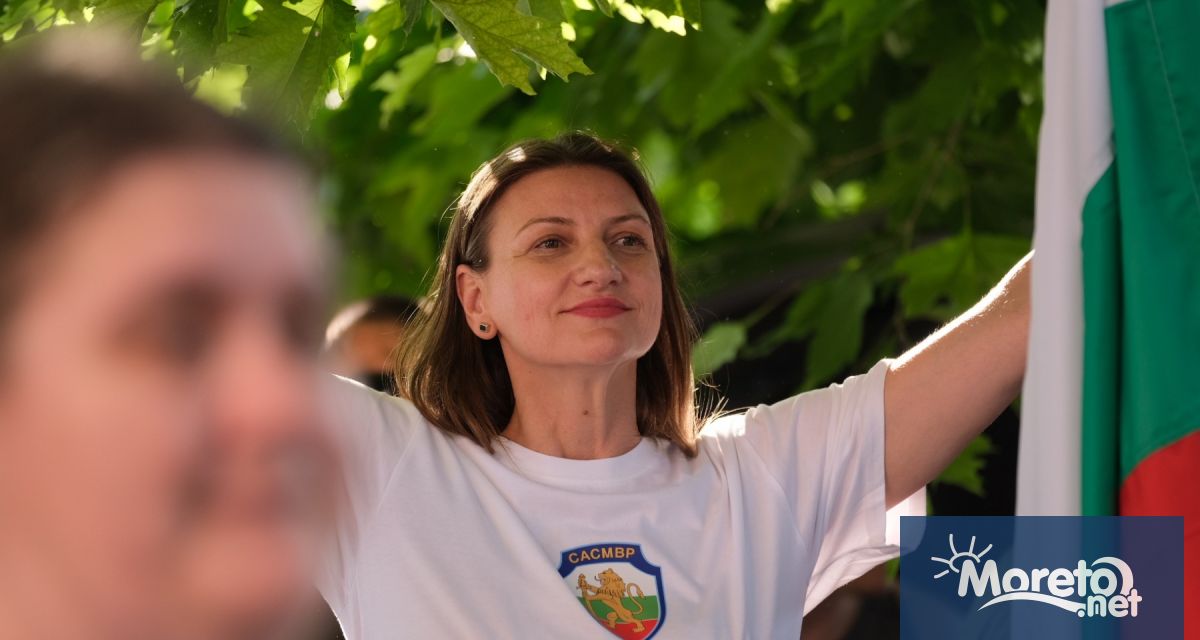 На място е майката и близки на Явор Пред медиите