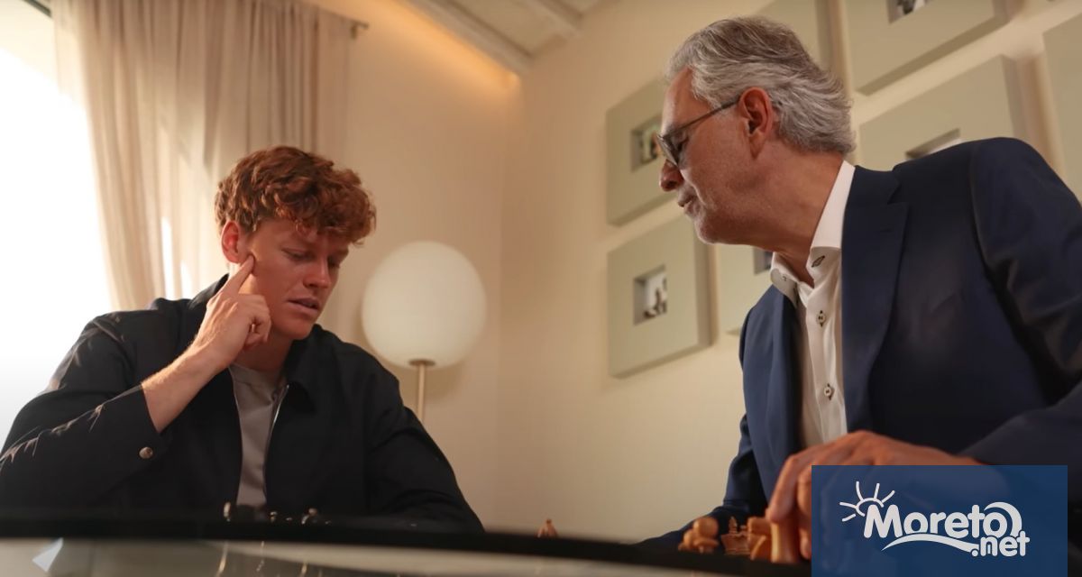 Световният №1 в тениса Яник Синер временно замени ракетата с