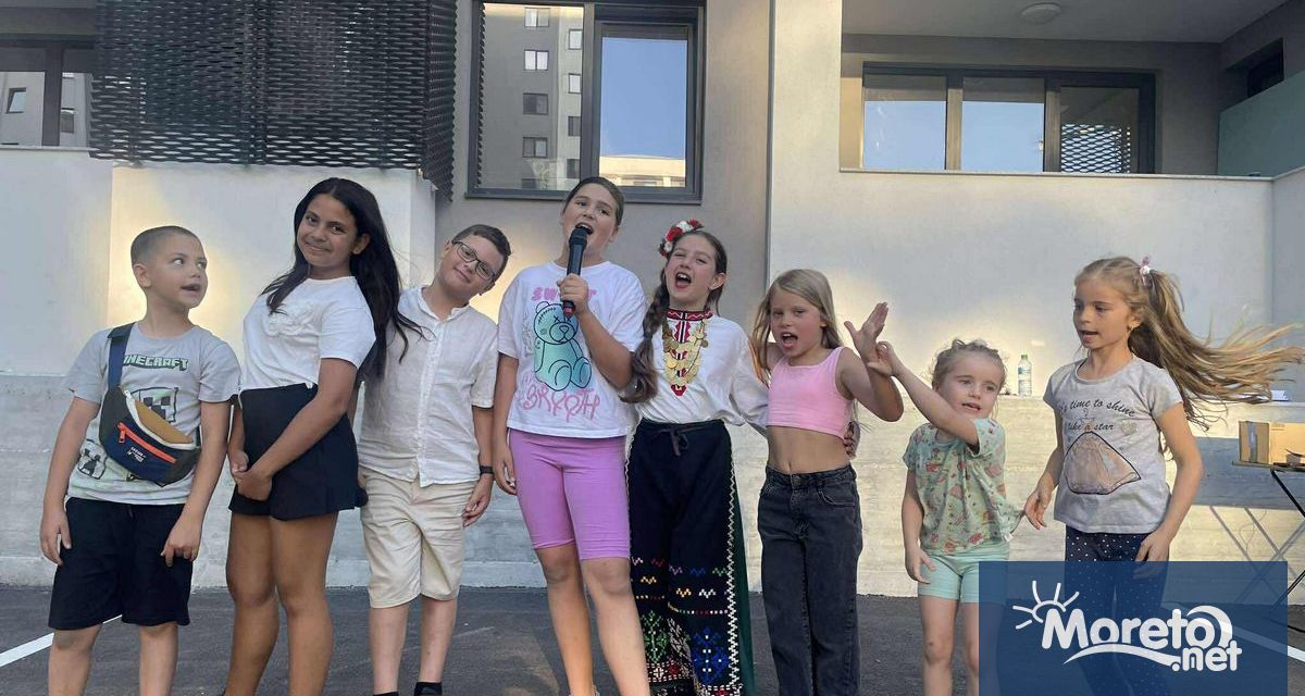 Деца от Варна организираха благотворителен концерт в подкрепа на болно