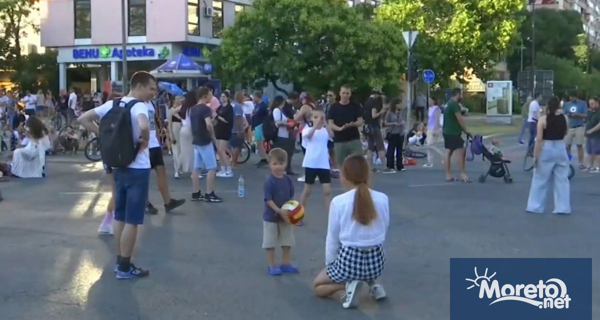 Поредна нощ на студентски блокади в Белград и други градове