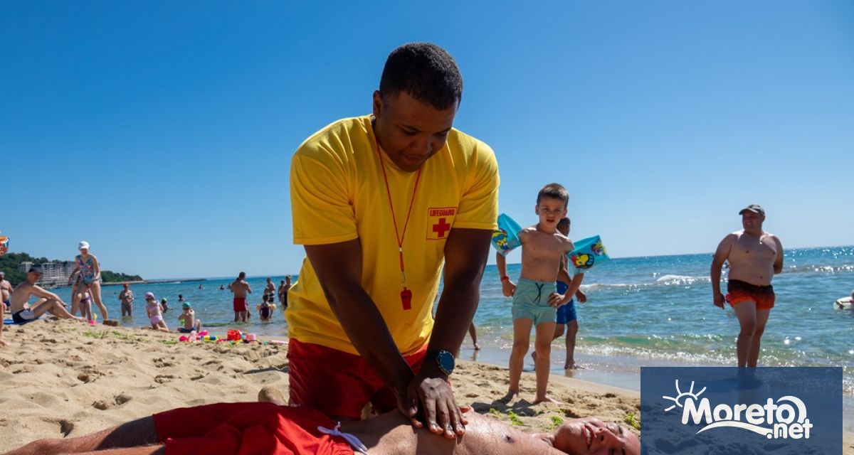 Водни спасители демонстрираха уменията си в рамките на Седмицата на