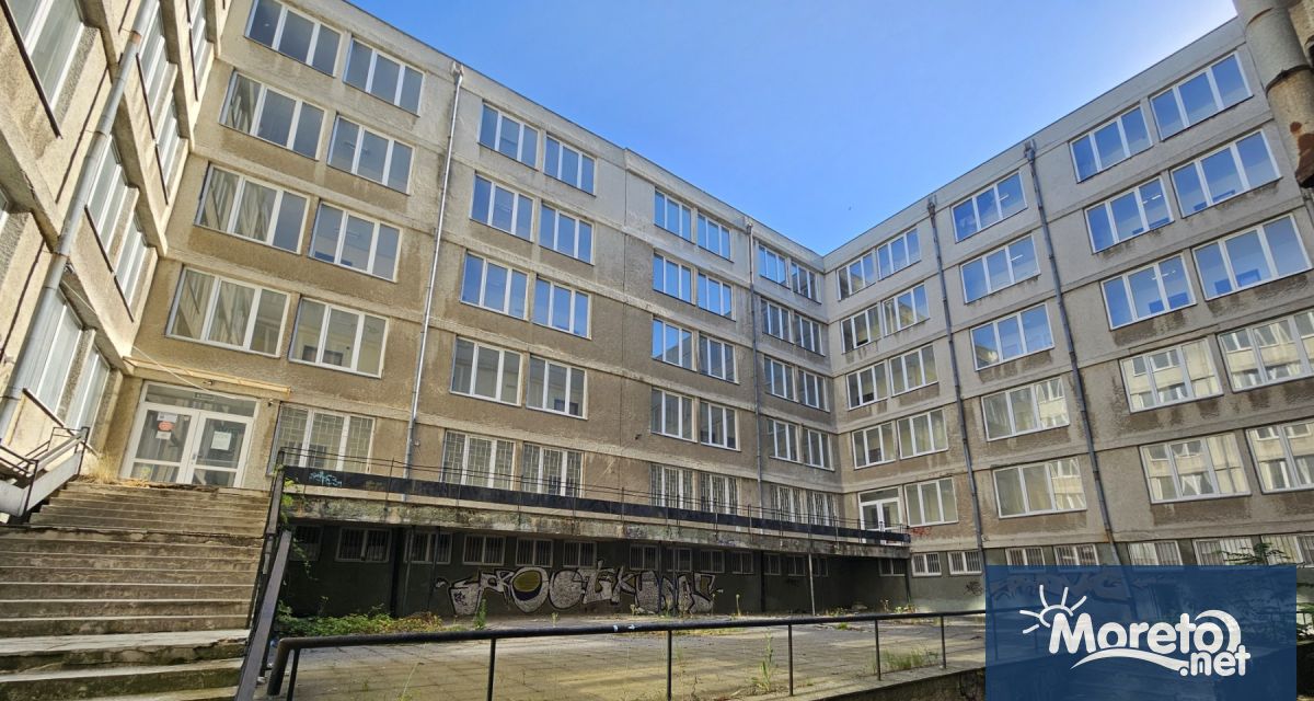 Мащабен основен ремонт на едно от общежитията си което от