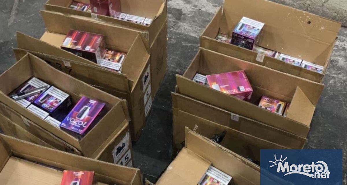 Митническите служители на Митнически пункт Лесово откриха в товарен микробус