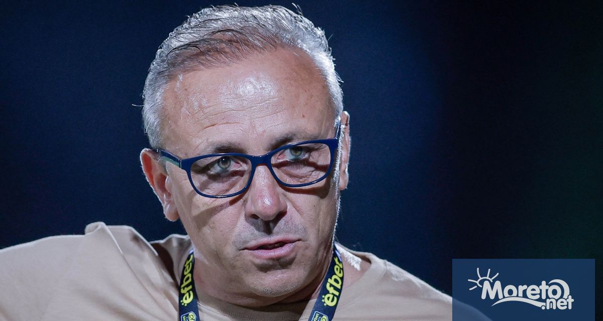 Селекционерът на националния отбор Илиан Илиев оповести списъка с футболисти