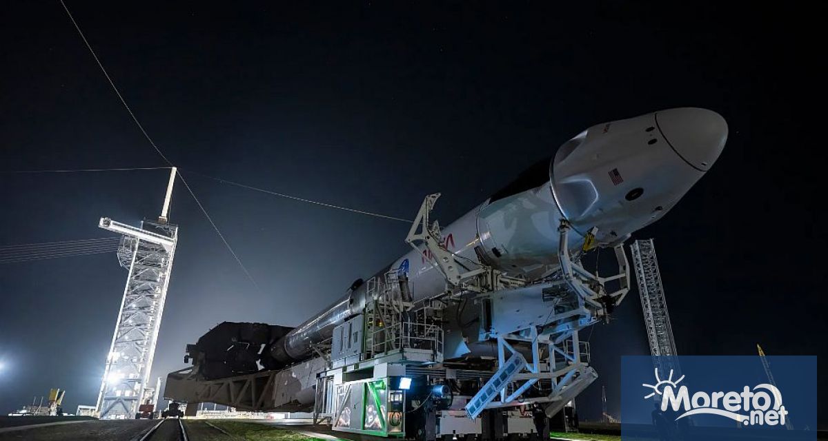 Прозорецът за мисията SpaceX Crew 11 на НАСА от Космическия център