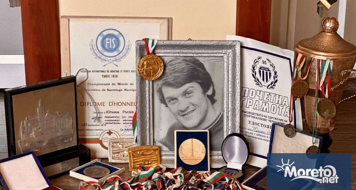 По случай 76 години от рождението на легендарния варненски плувец