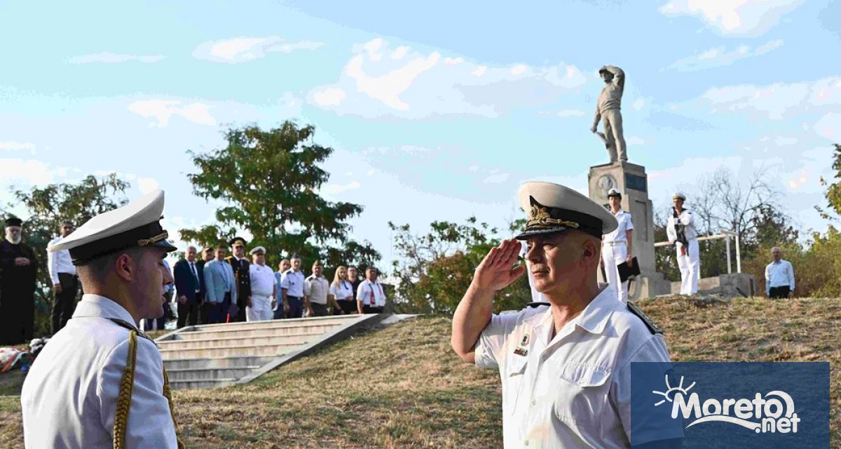 С тържествени ритуали срещи и концерт на Представителния духов оркестър