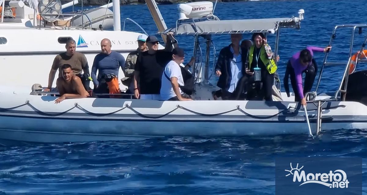 Президентът Румен Радев коментира че е много рано да се