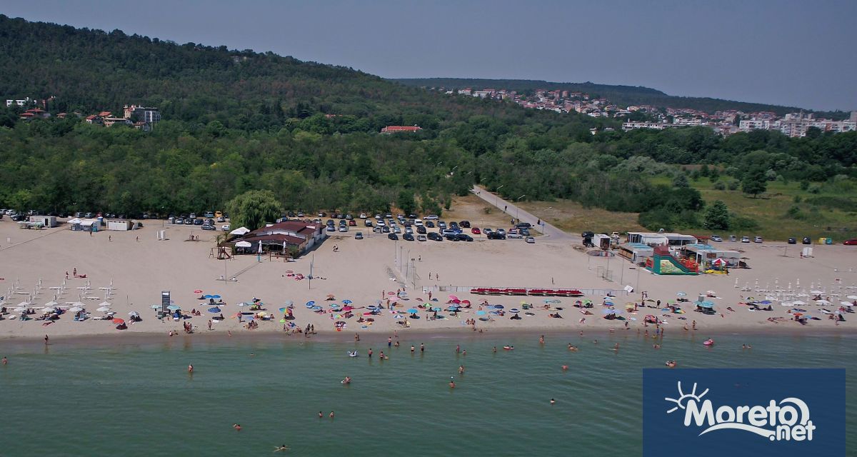 В Деня на Варна 15 август – плажът в Аспарухово