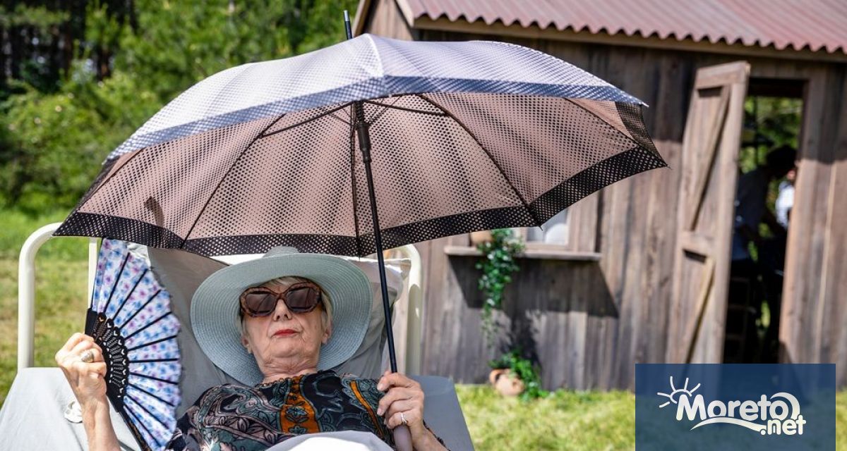 Режисьорът Ивайло Пенчев създал обичаните български заглавия Корави старчета Летовници