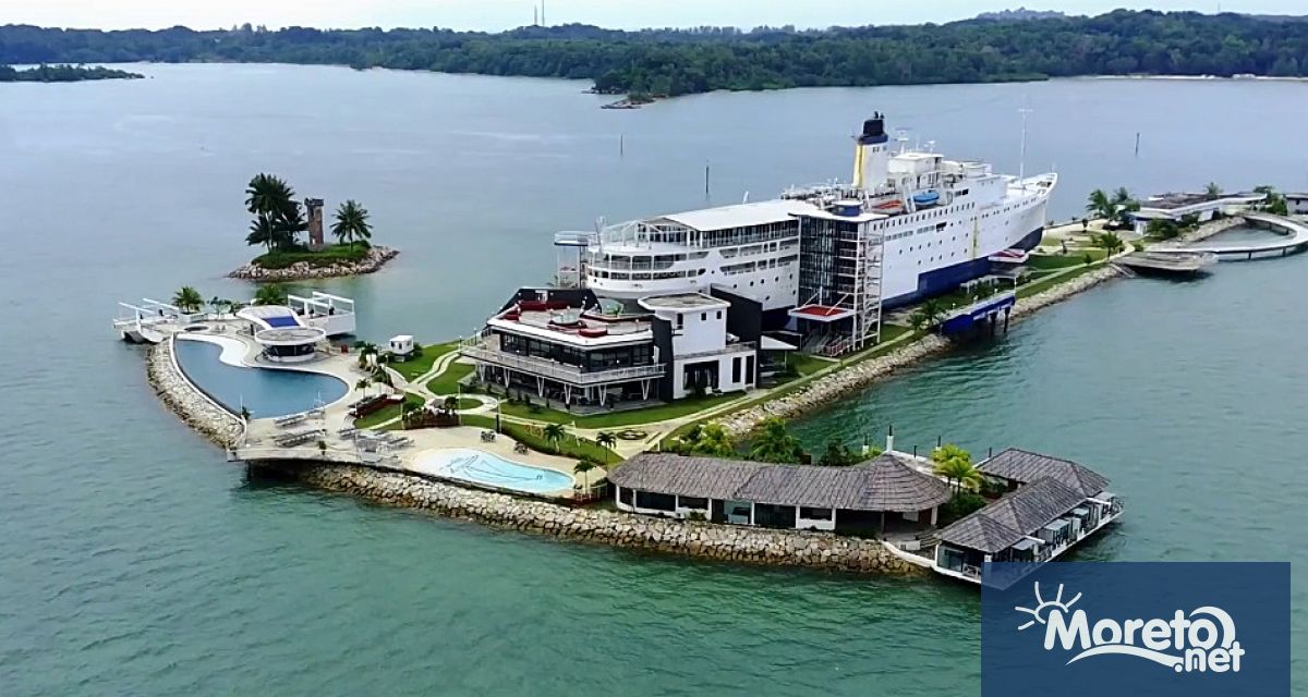 Сингапурски бизнесмен купи най стария действащ пътнически кораб в света и